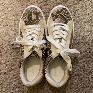 Snakeskin print sneakers